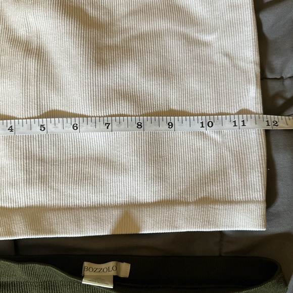 Tube top quantity of 2 (olive green and white) ribbed - Picture 6 of 7